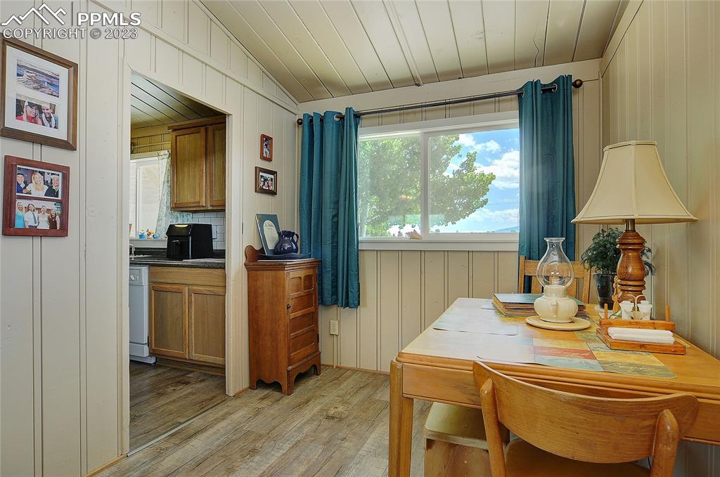 20 Main Street Silver Cliff, CO 81252 - Photo 4 of 28 a dining room with furniture and window