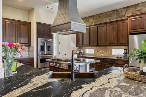 $1,200,000 | 6302 River Pl Boulevard, Austin, TX 78730