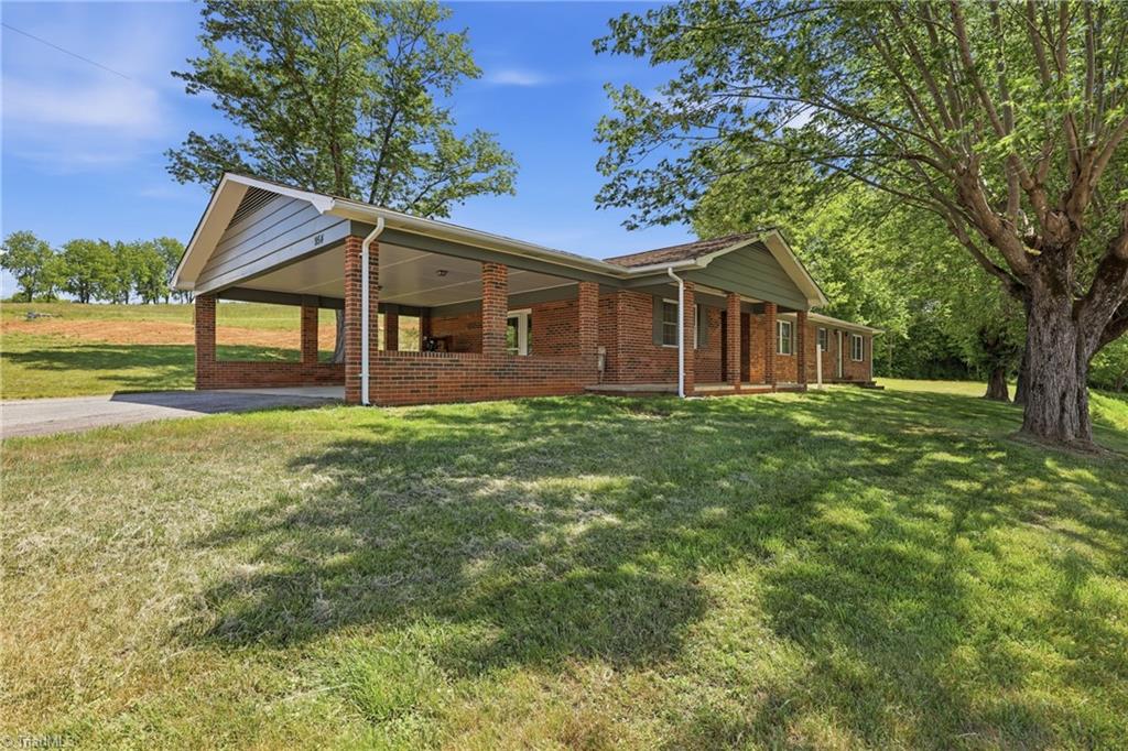 954 Parsonville Road Purlear, NC 28665 - Photo 7 of 45