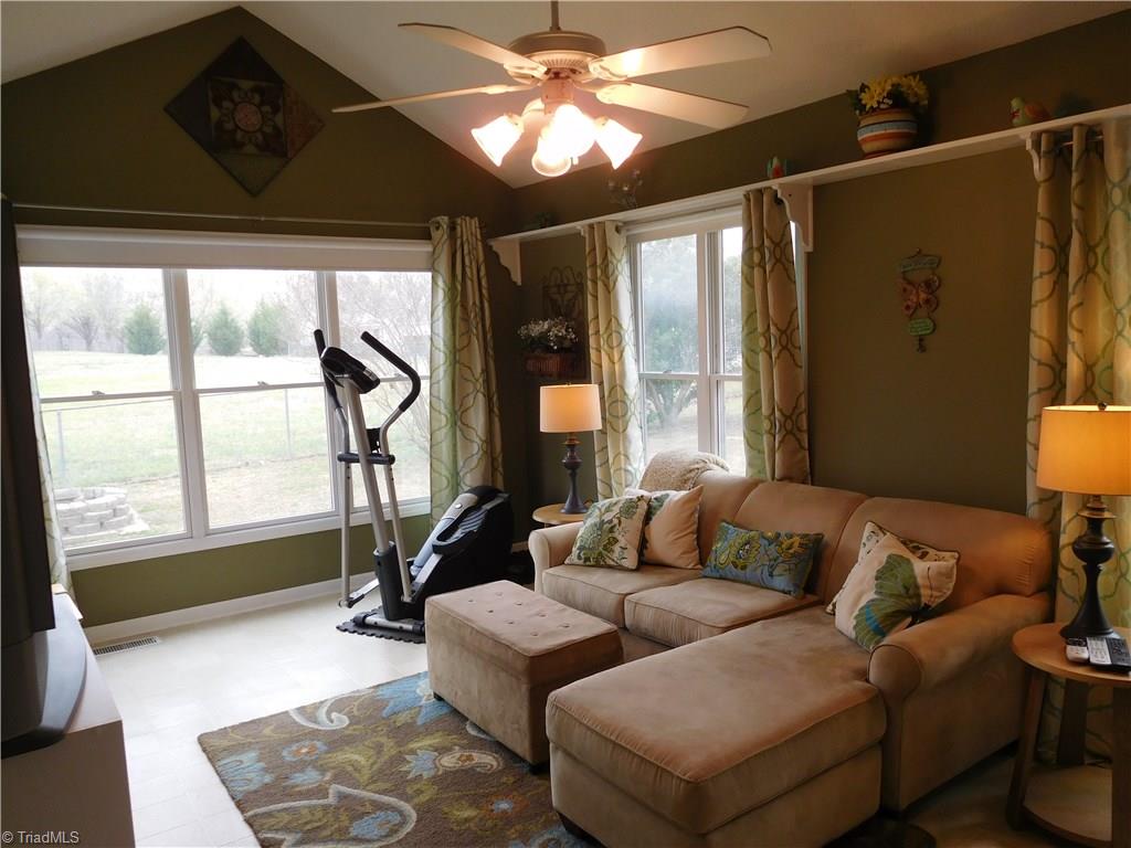 650 Bailey Road Winston-Salem, NC 27107 - Photo 5 of 21 Gallery Image 5