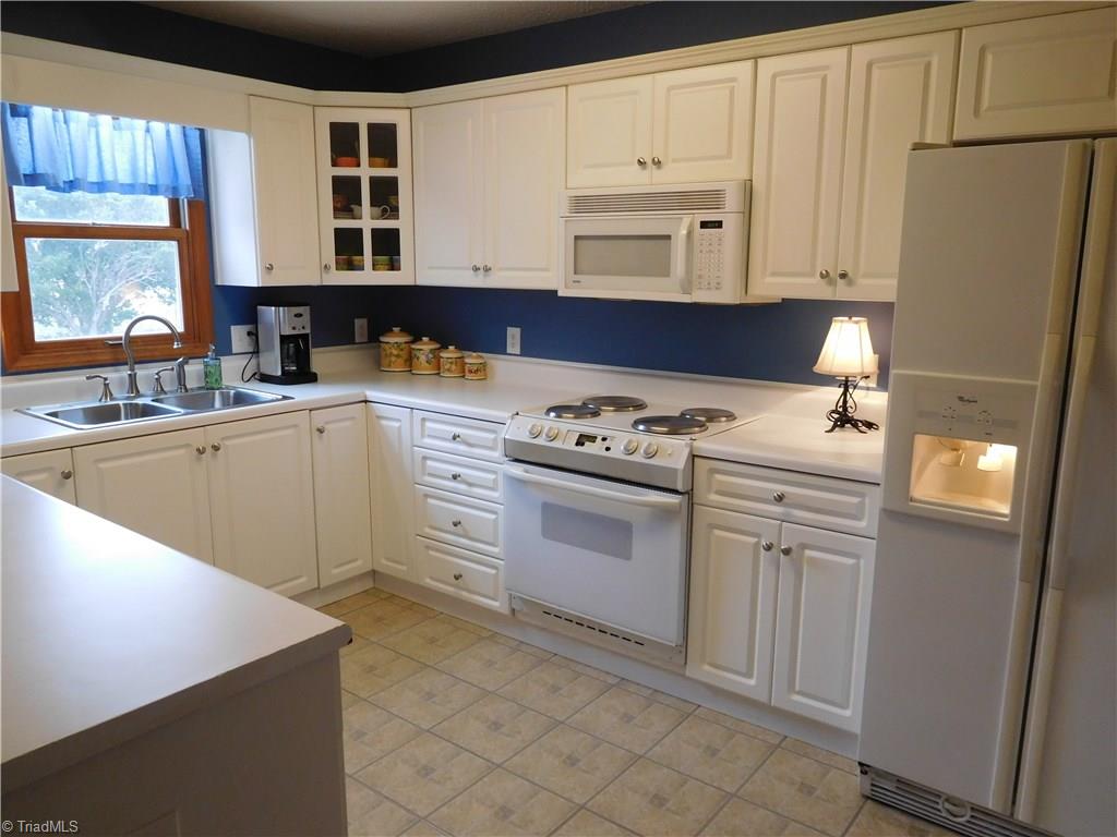 650 Bailey Road Winston-Salem, NC 27107 - Photo 6 of 21 Gallery Image 6