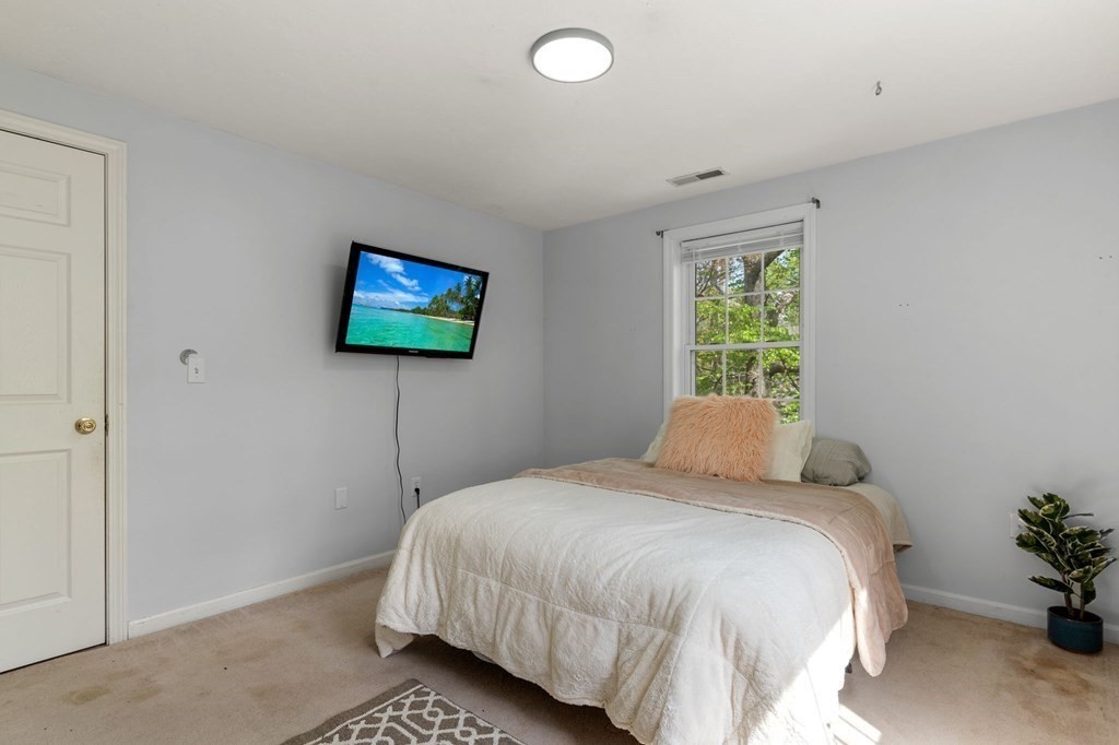 35 Naples Road Haverhill, MA 01832 - Photo 14 of 23 Gallery Image 14