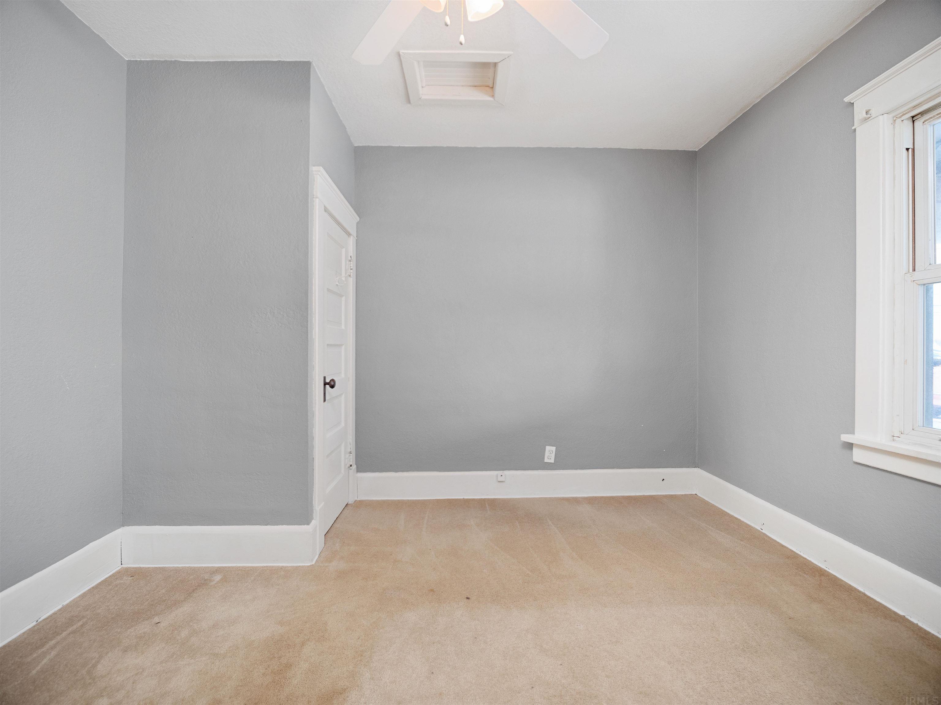 4316 Becker Road Woodburn, IN 46797 - Photo 5 of 34