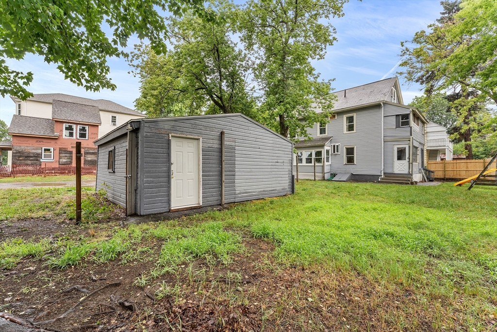 2 Hacker Court Worcester, MA 01603 - Photo 27 of 32
