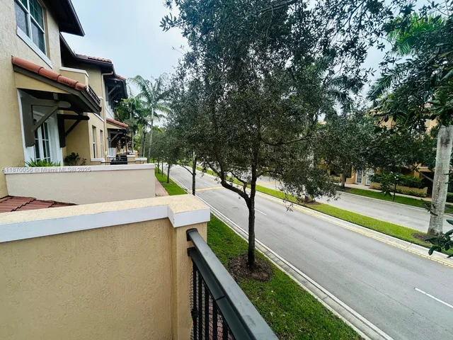a view of workspace with furniture