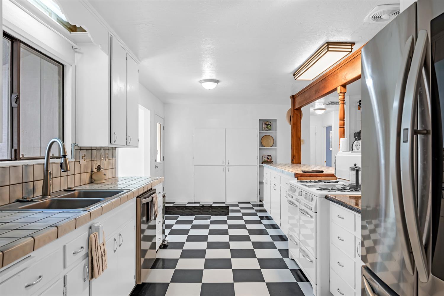 19475 Murphy Road Pine Grove, CA 95665 - Photo 7 of 46