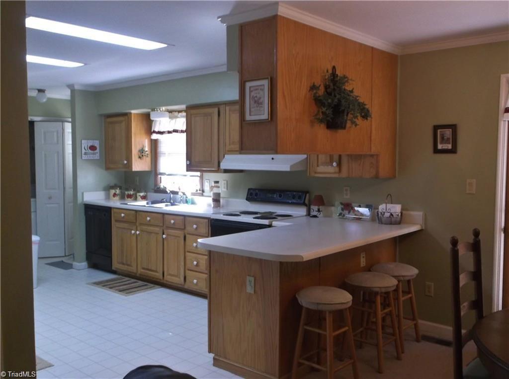 1195 Throckmorton Road Walnut Cove, NC 27052 - Photo 13 of 29 Gallery Image 13