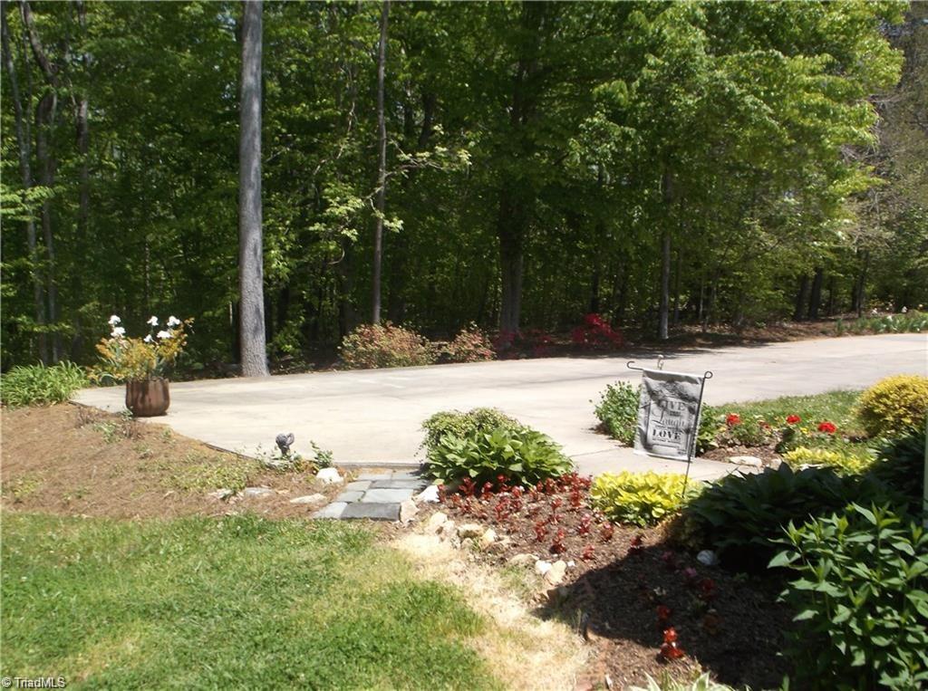 1195 Throckmorton Road Walnut Cove, NC 27052 - Photo 3 of 29 Gallery Image 3