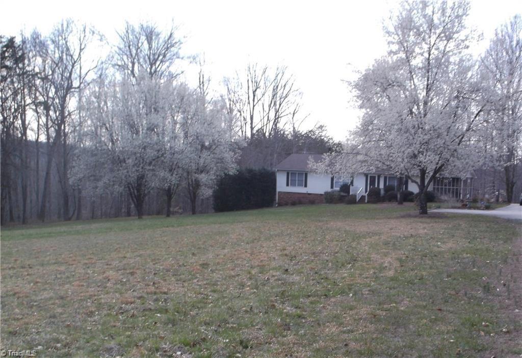 1195 Throckmorton Road Walnut Cove, NC 27052 - Photo 9 of 29 Gallery Image 9