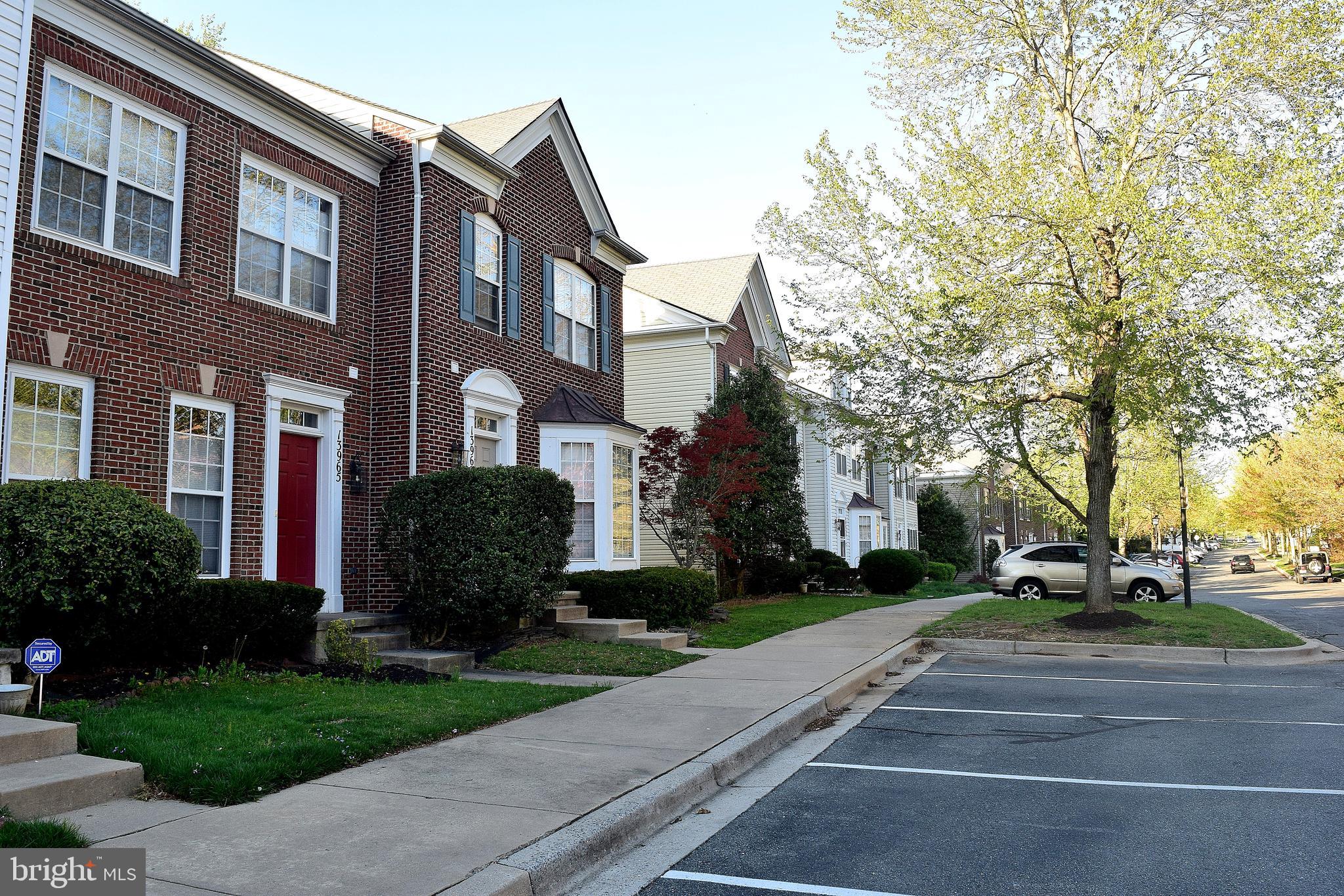 13965 Lullaby Road Germantown, MD 20874 - Photo 3 of 53 Gallery Image 3