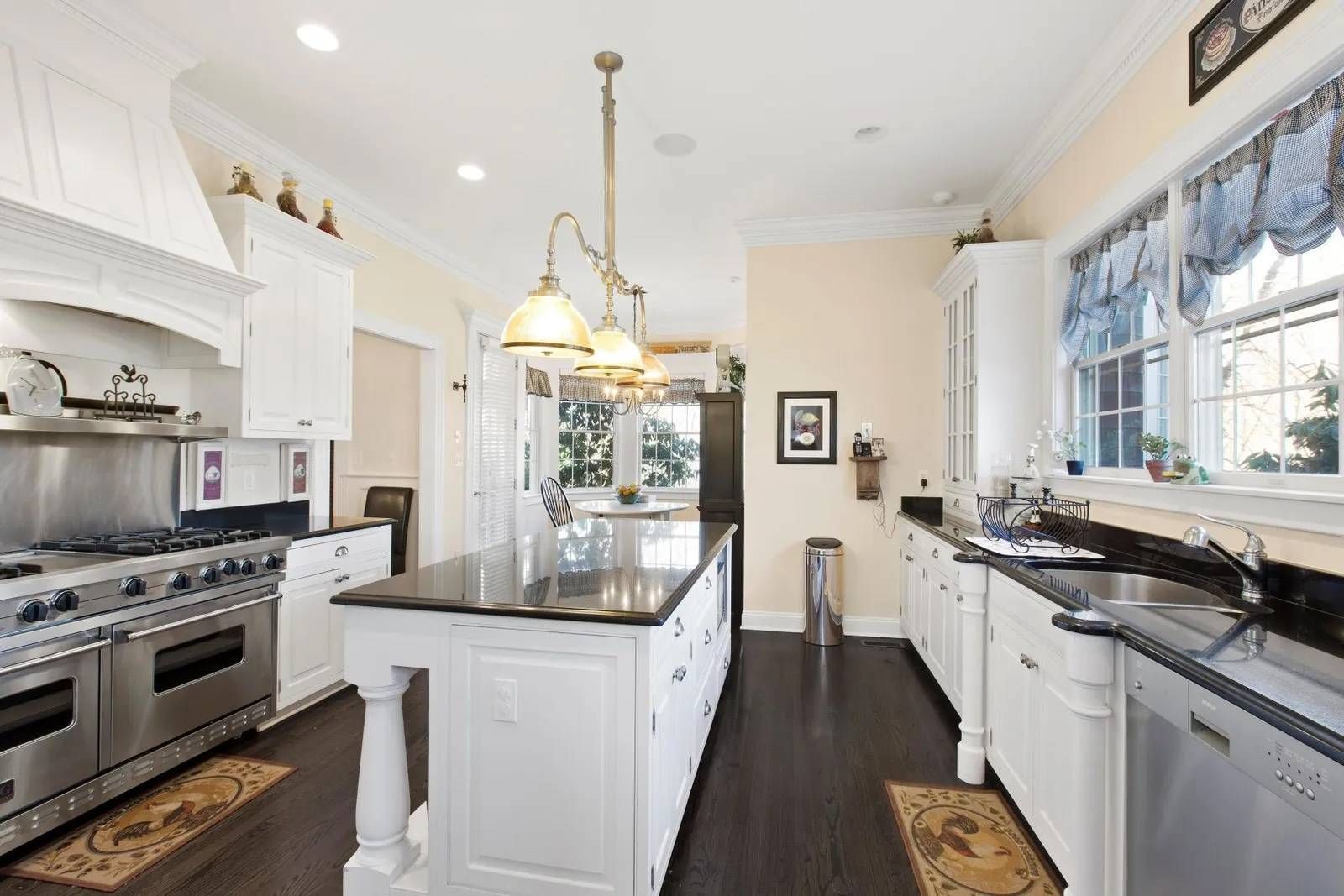 Undisclosed Address Water Mill, NY 11976 - Photo 4 of 22