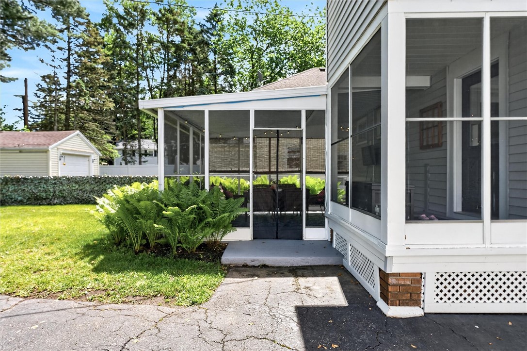 68 Chelsea Road Irondequoit, NY 14617 - Photo 40 of 44