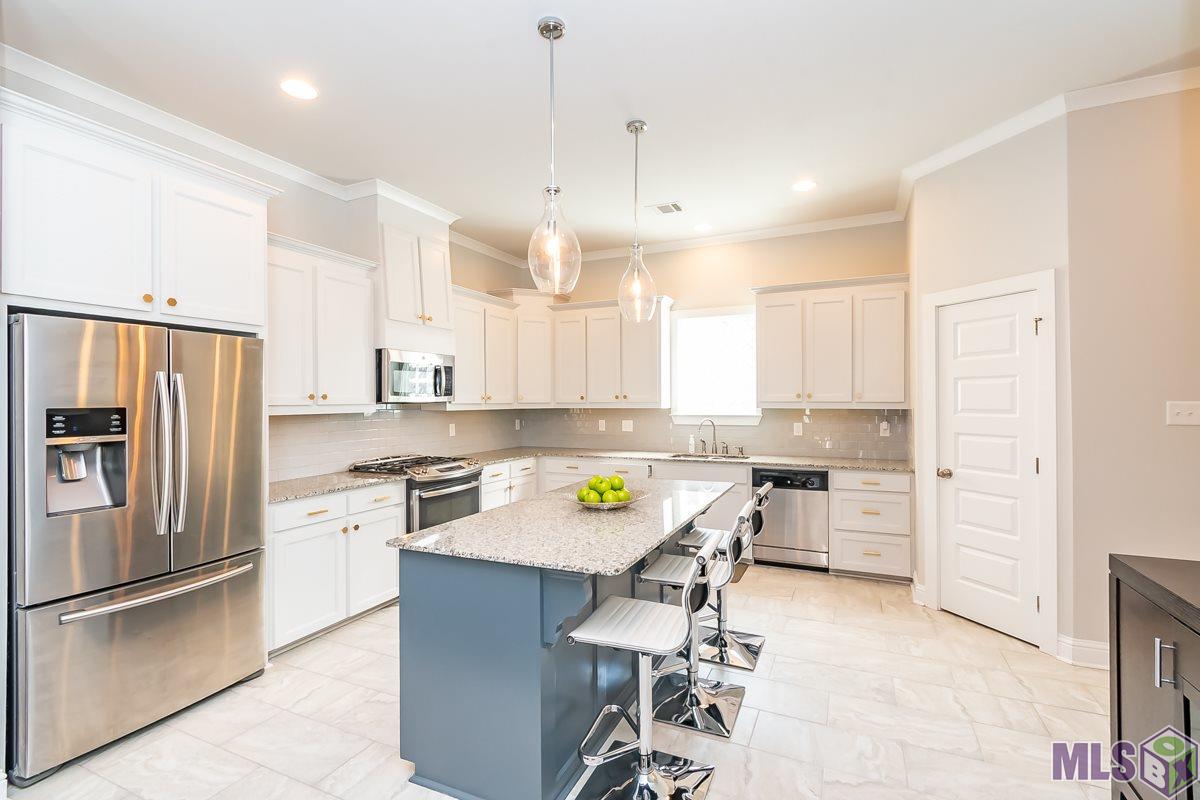 8077 Seville Court Baton Rouge, LA 70820 - Photo 16 of 40 Gallery Image 16