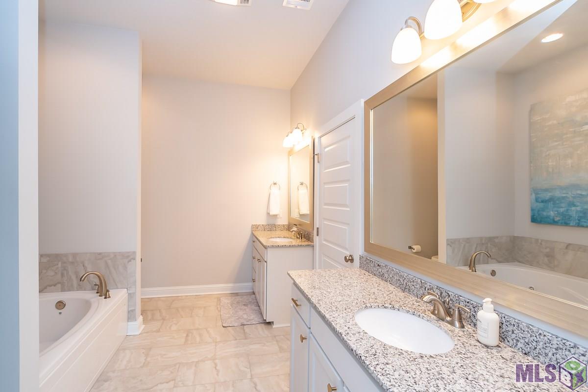 8077 Seville Court Baton Rouge, LA 70820 - Photo 24 of 40 Gallery Image 24