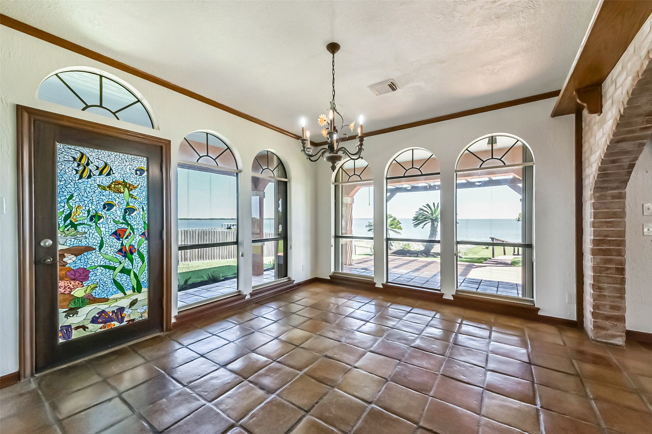 111 Bayridge Road La Porte, TX 77571 - Photo 13 of 50