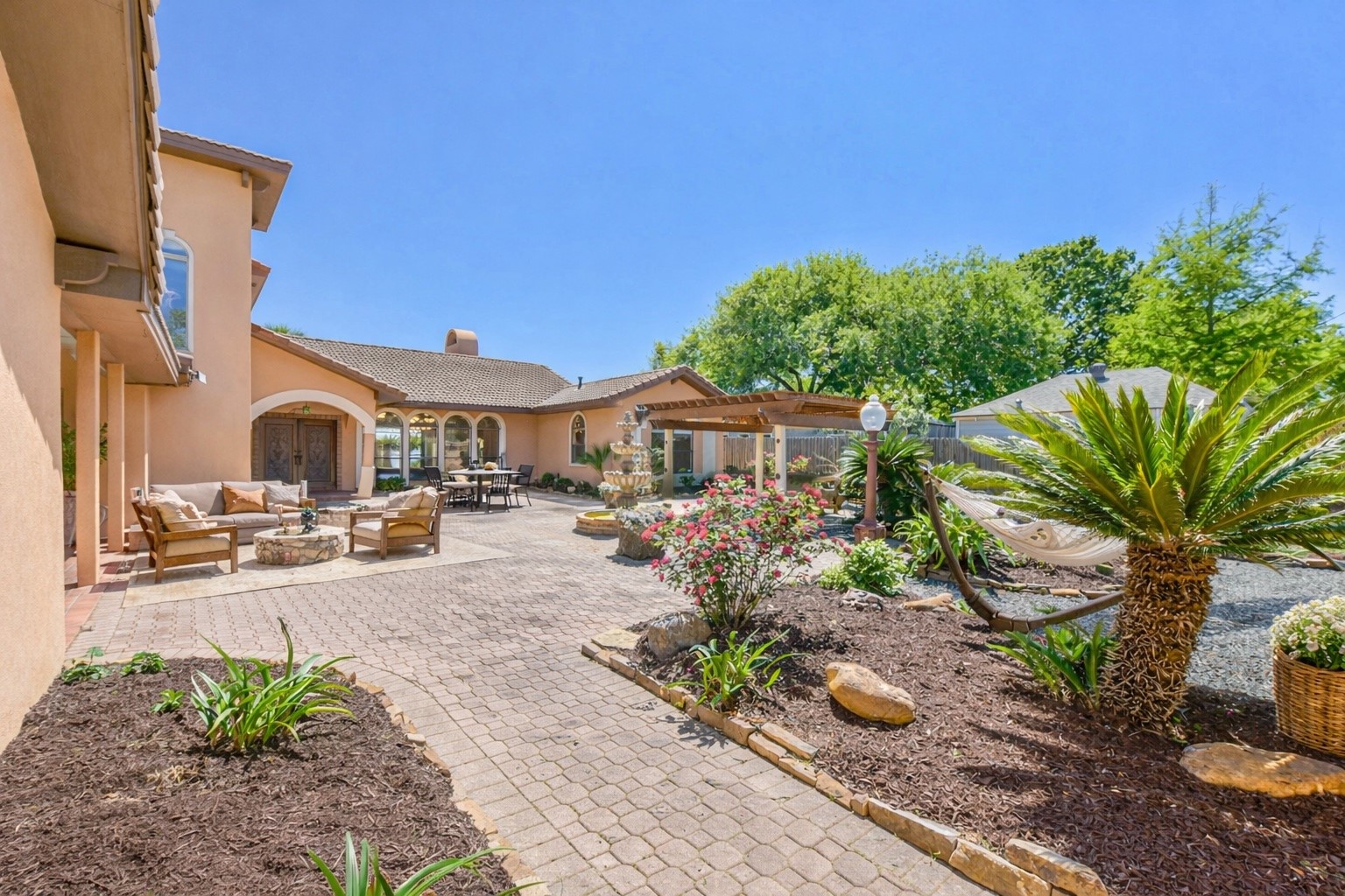 111 Bayridge Road La Porte, TX 77571 - Photo 2 of 50 Virtually staged