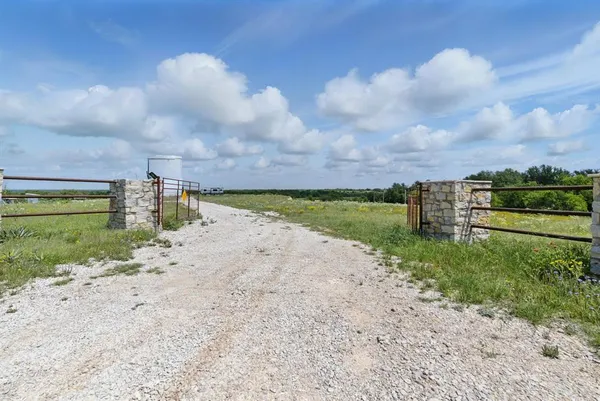 a view of a beach with sky view