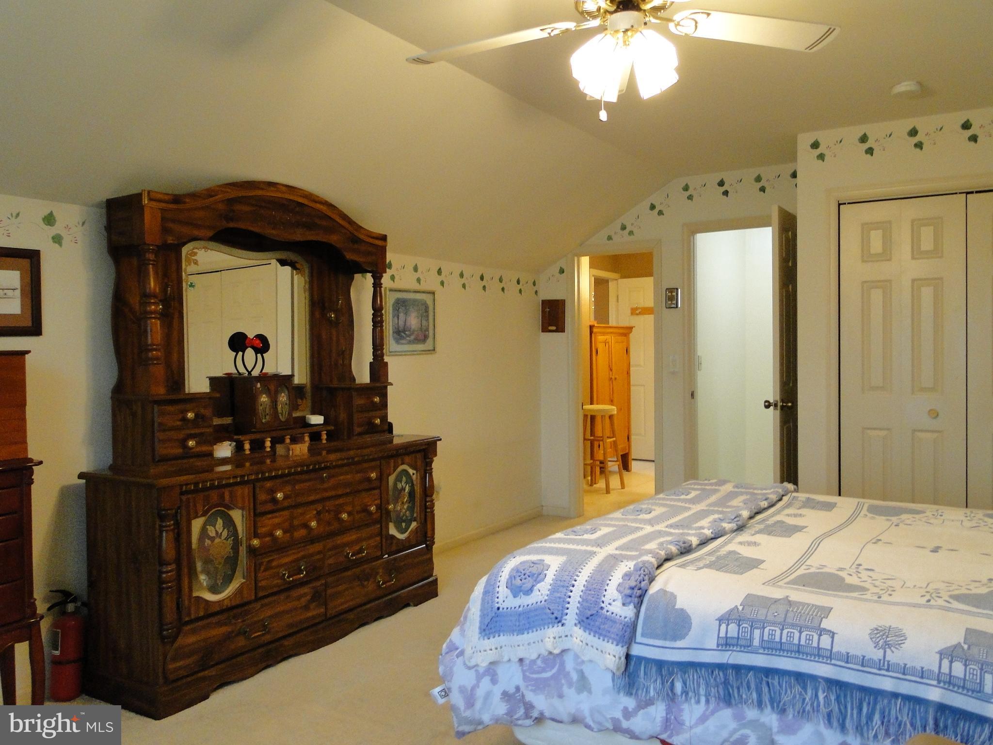 2520 Hillcrest Road Quakertown, PA 18951 - Photo 14 of 36 Gallery Image 14