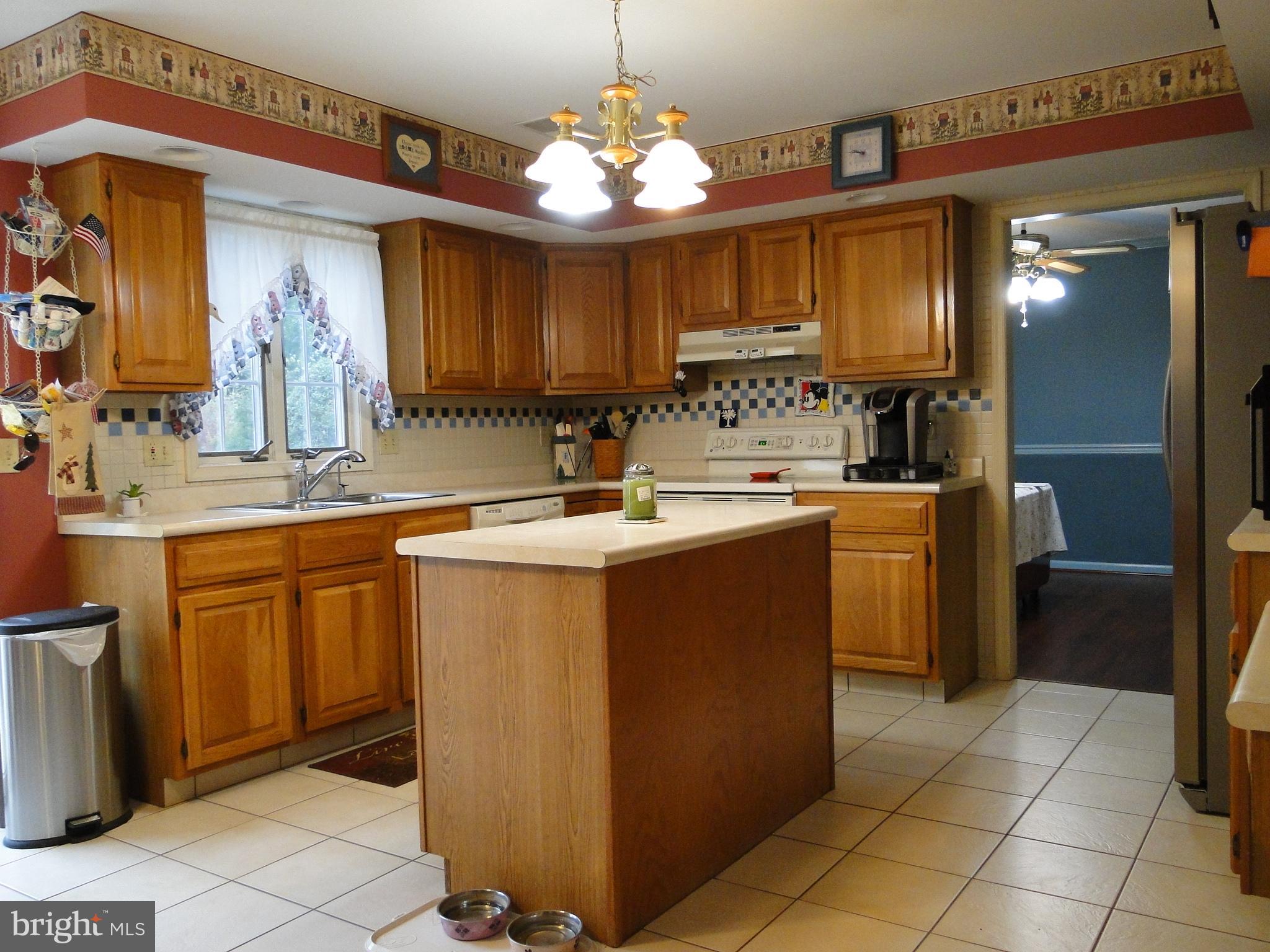2520 Hillcrest Road Quakertown, PA 18951 - Photo 7 of 36 Gallery Image 7