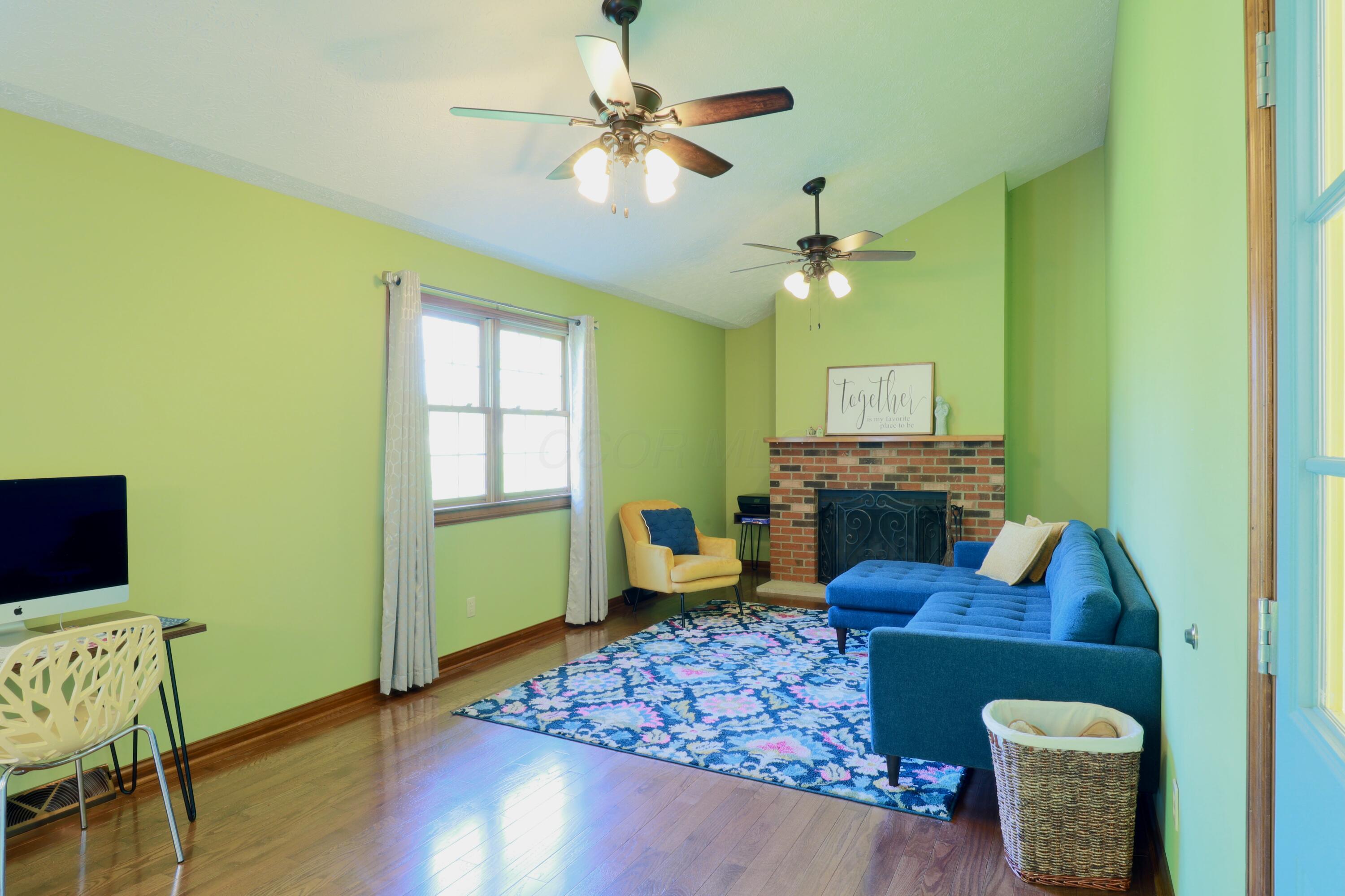 3141 Stringtown Road Northwest Lancaster, OH 43130 - Photo 16 of 35 Second Living Room