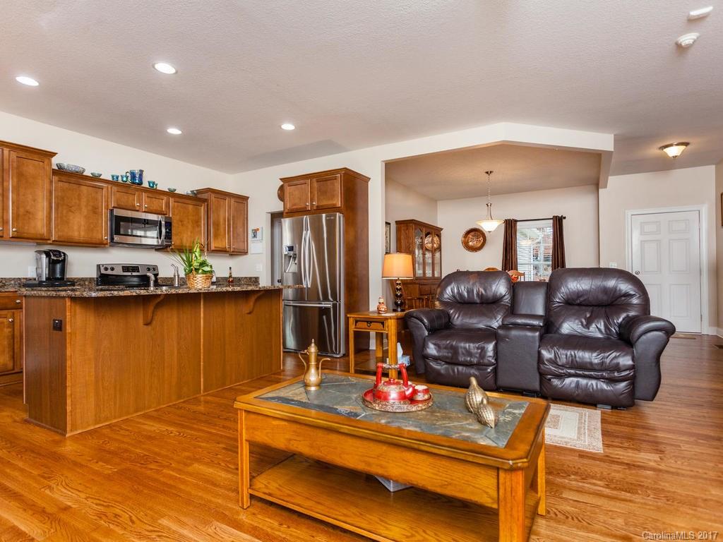 456 Rowland Rd. Swannanoa, NC 28778 - Photo 6 of 24 Gallery Image 6