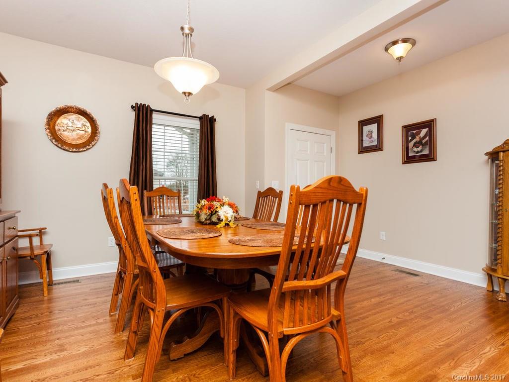456 Rowland Rd. Swannanoa, NC 28778 - Photo 10 of 24 Gallery Image 10