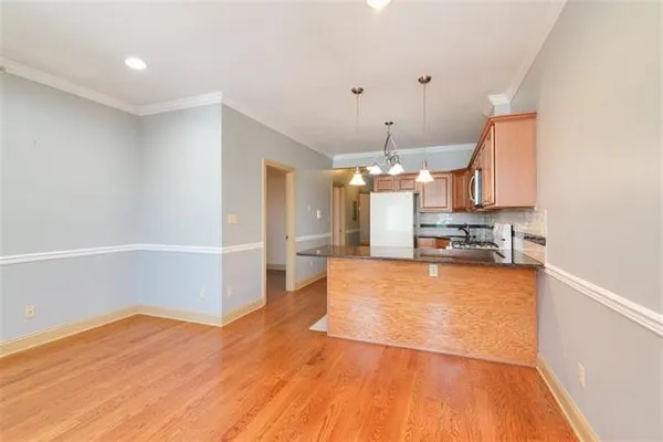 $3,400 | 21 St Pauls Avenue, Unit 1, Jersey City, NJ 07306