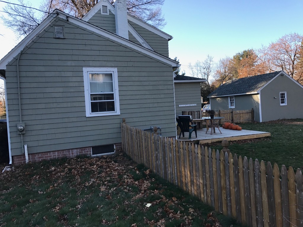 2040 Wilbraham Road Springfield, MA 01129 - Photo 5 of 27