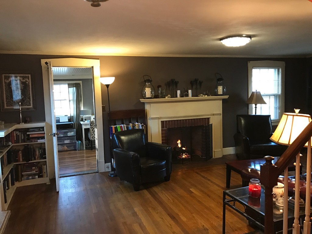 2040 Wilbraham Road Springfield, MA 01129 - Photo 10 of 27