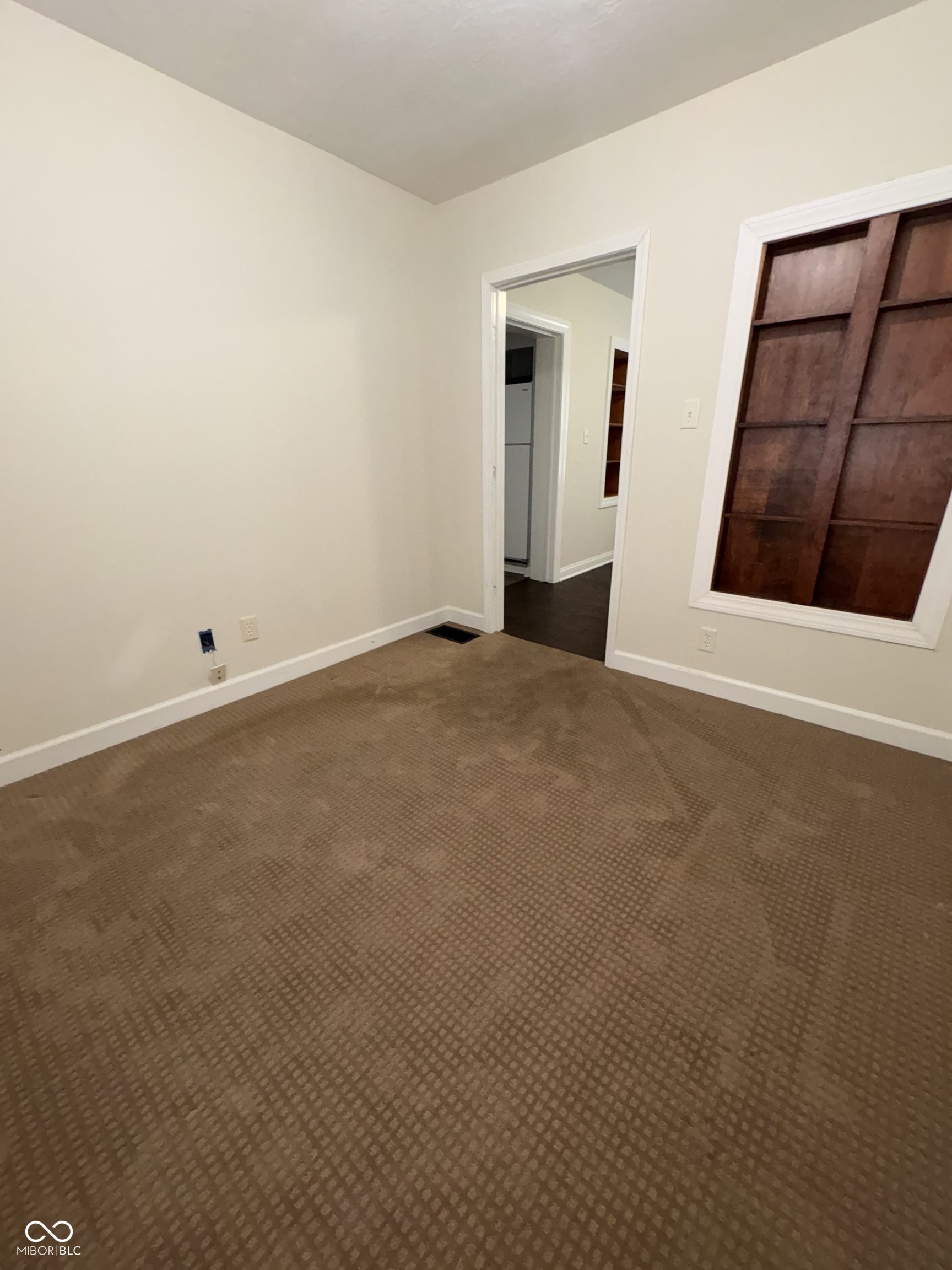 505 North Clay Street Edinburgh, IN 46124 - Photo 16 of 35