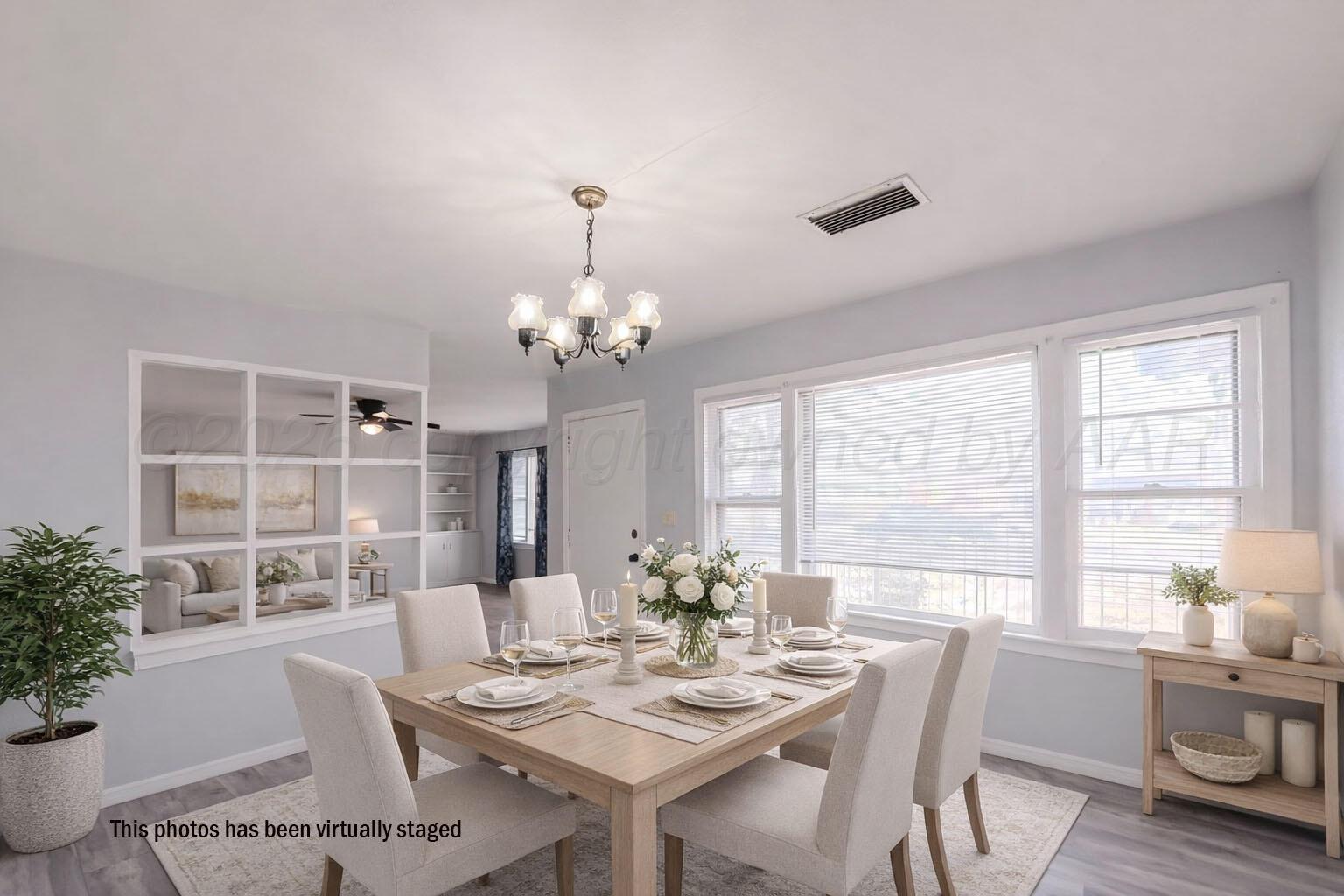 300 North Bryan Street Borger, TX 79007 - Photo 6 of 23 Staged Dining Area