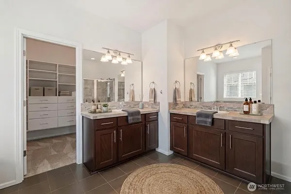 $1,070,000 | 1159 Southeast 11th Street, North Bend, WA 98045
