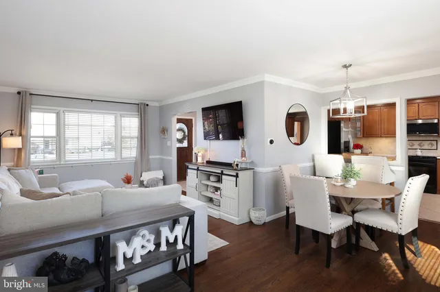 $599,000 | 824 Evergreen Court, North Brunswick, NJ 08902