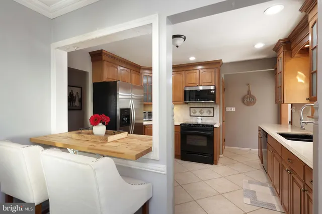 $599,000 | 824 Evergreen Court, North Brunswick, NJ 08902