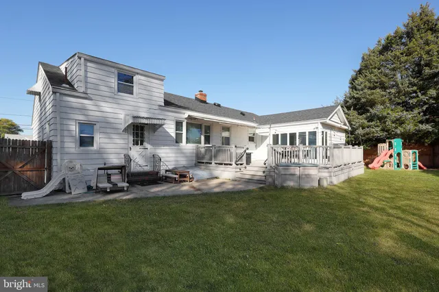 $599,000 | 824 Evergreen Court, North Brunswick, NJ 08902