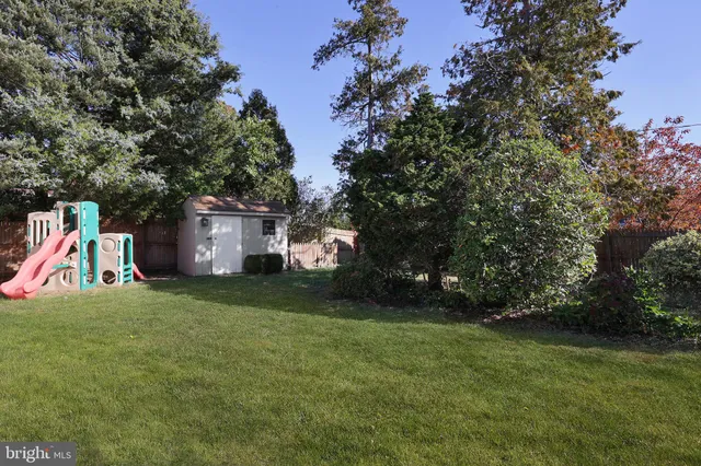 $599,000 | 824 Evergreen Court, North Brunswick, NJ 08902