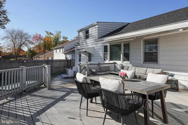 $599,000 | 824 Evergreen Court, North Brunswick, NJ 08902