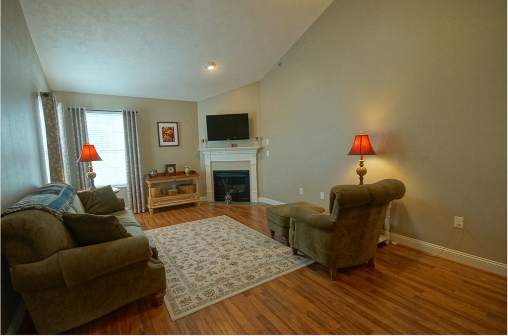 33 Hall Road, Unit 33 Fremont, NH 03044 - Photo 18 of 30