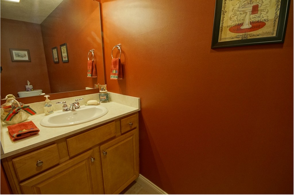 33 Hall Road, Unit 33 Fremont, NH 03044 - Photo 26 of 30