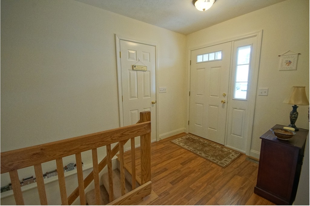 33 Hall Road, Unit 33 Fremont, NH 03044 - Photo 9 of 30