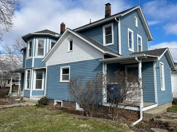 $48,000 | 100 North Jackson Street, Flanagan, IL 61740