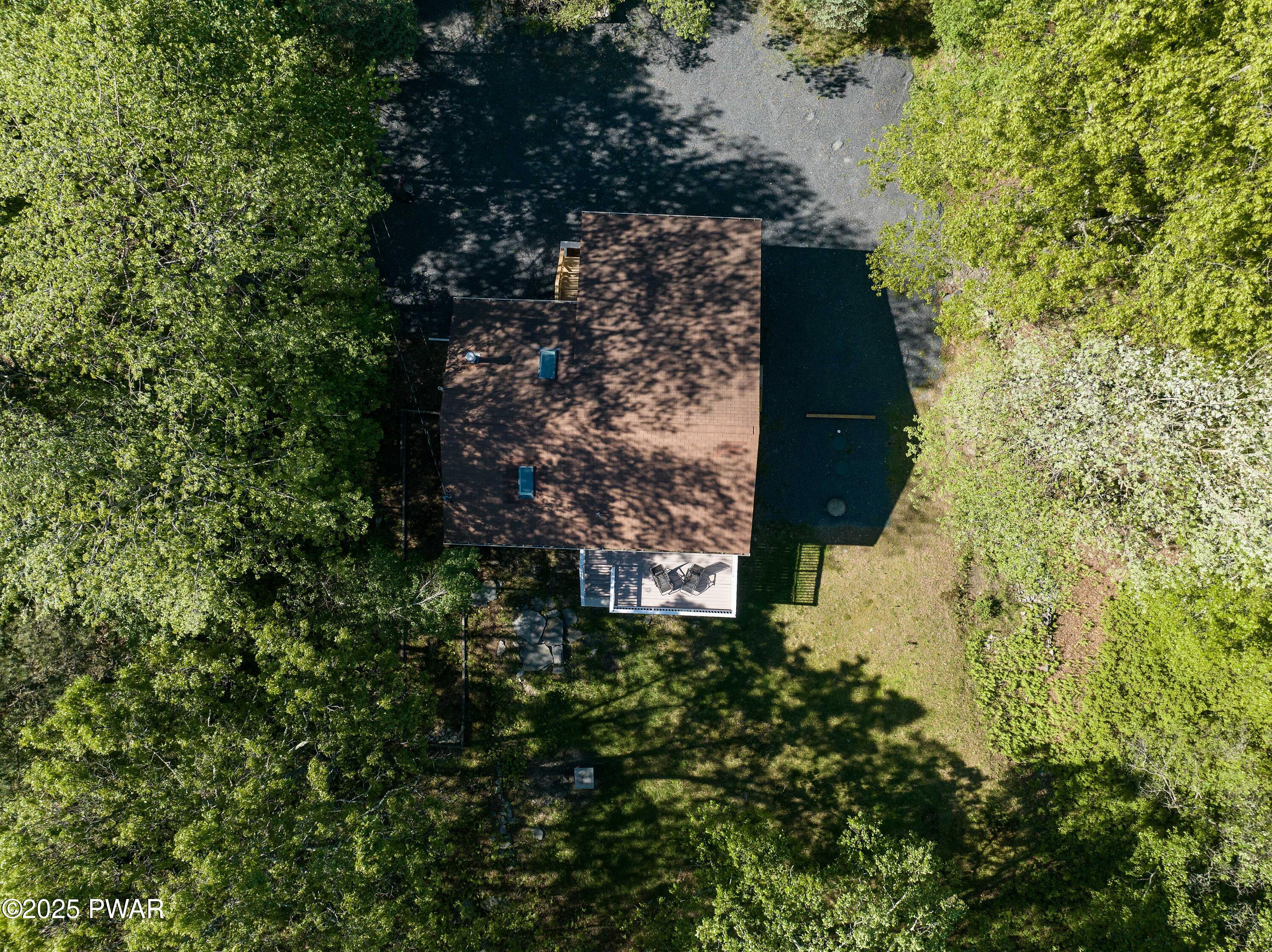 439 Gold Finch Road Bushkill, PA 18324 - Photo 47 of 55 DJI_20250519163115_0124_D