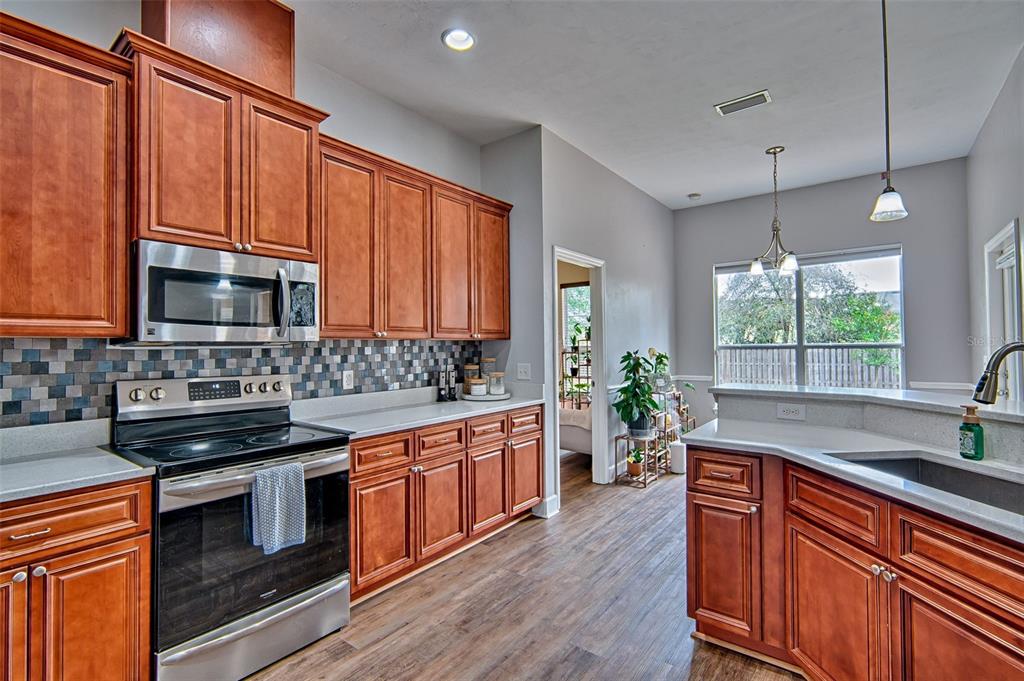15122 Northwest 149th Road Alachua, FL 32615 - Photo 8 of 42