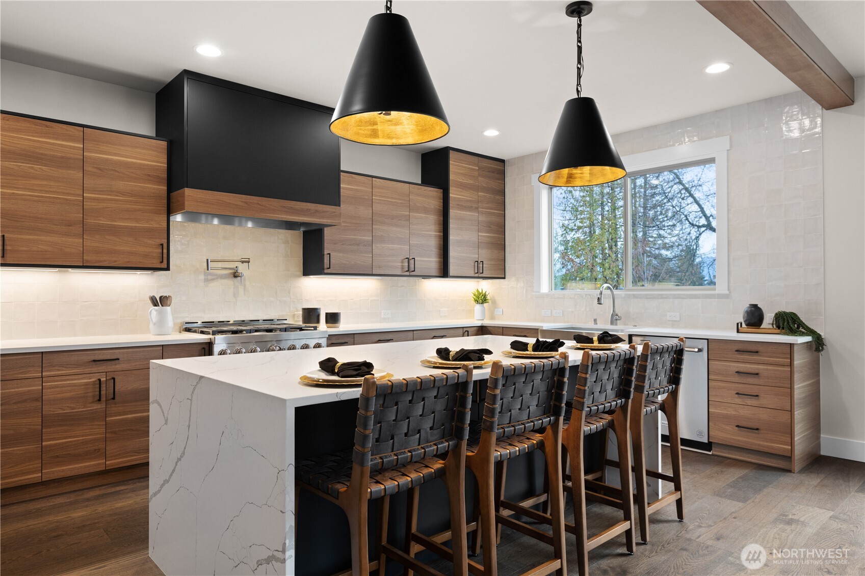 1632 Lockridge Loop East Enumclaw, WA 98022 - Photo 13 of 39