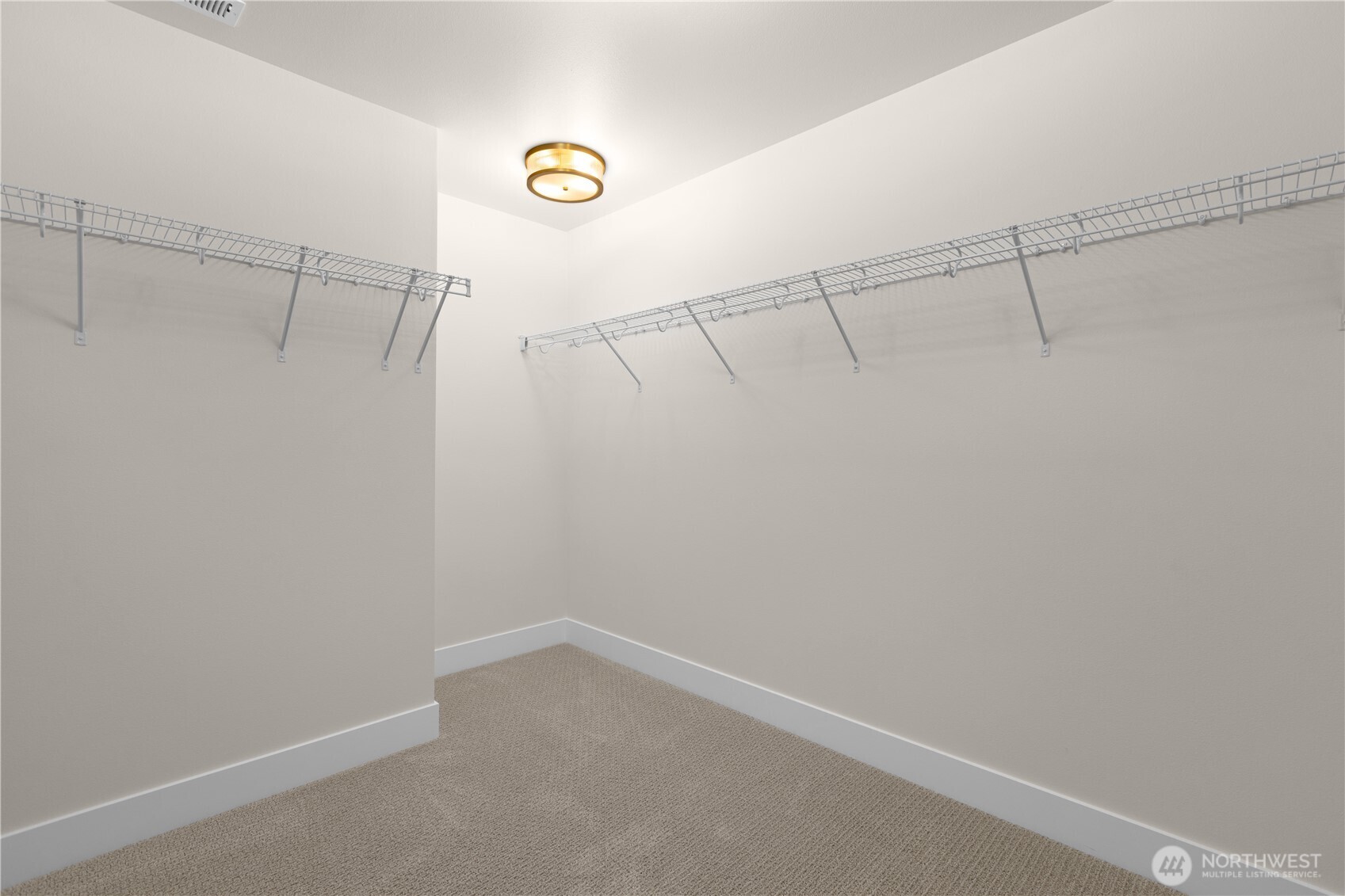 1632 Lockridge Loop East Enumclaw, WA 98022 - Photo 27 of 39