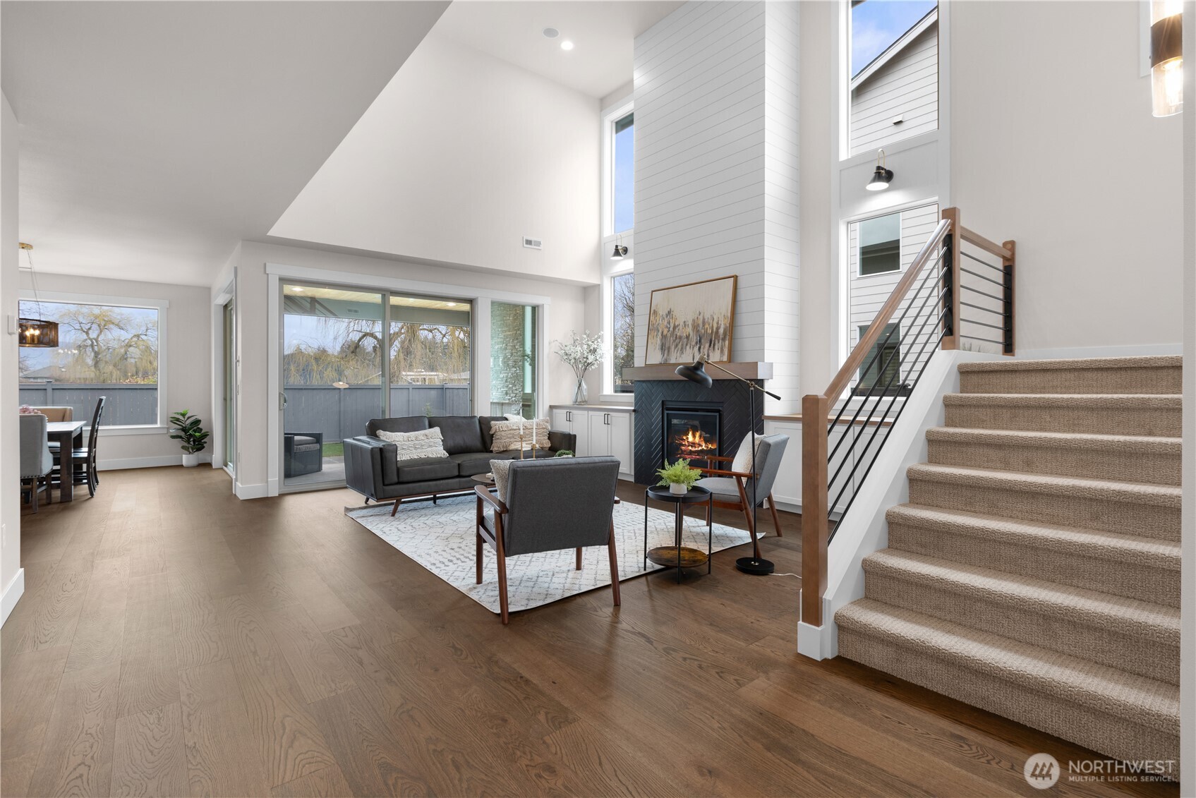 1632 Lockridge Loop East Enumclaw, WA 98022 - Photo 7 of 39