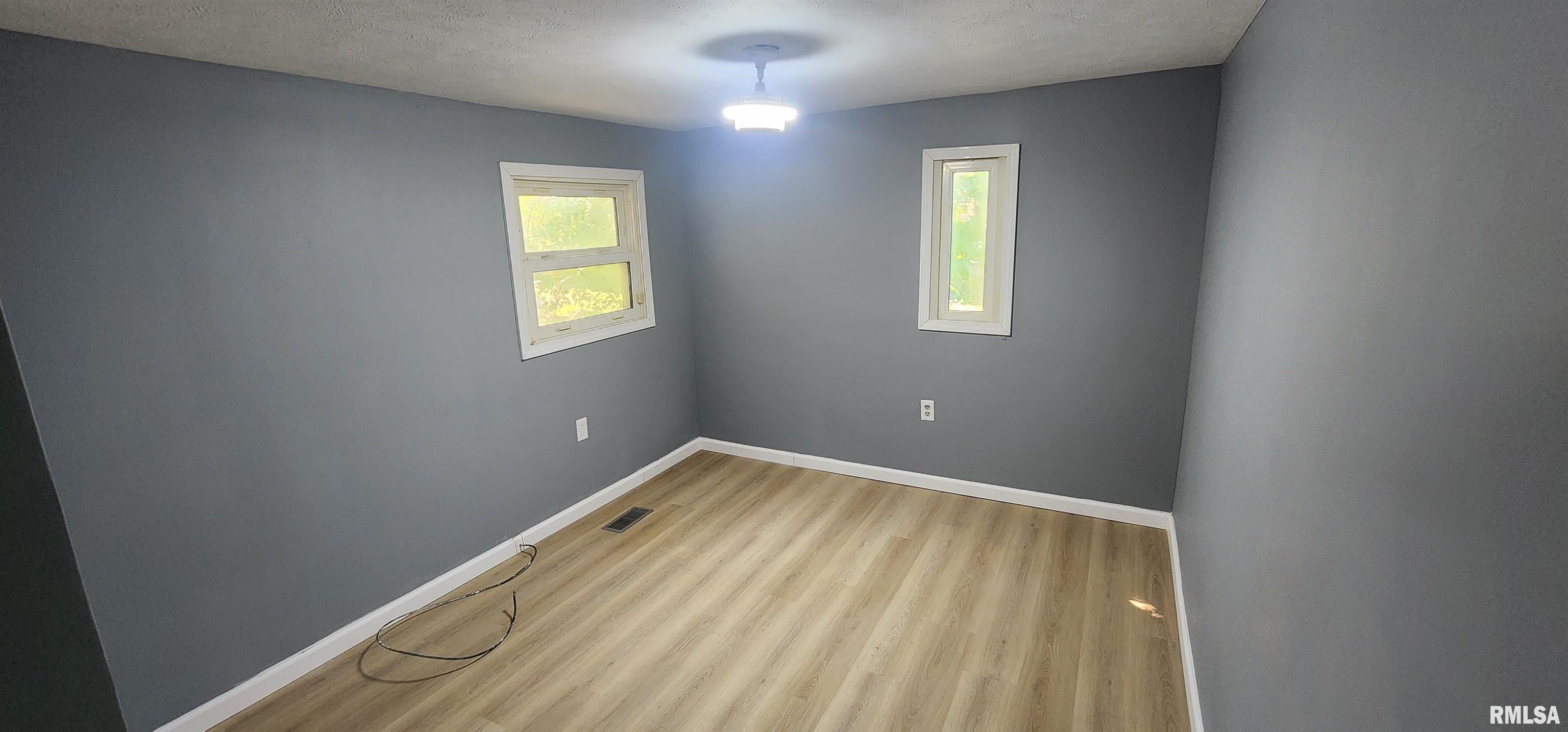 1710 East Carpenter Street Springfield, IL 62702 - Photo 15 of 25