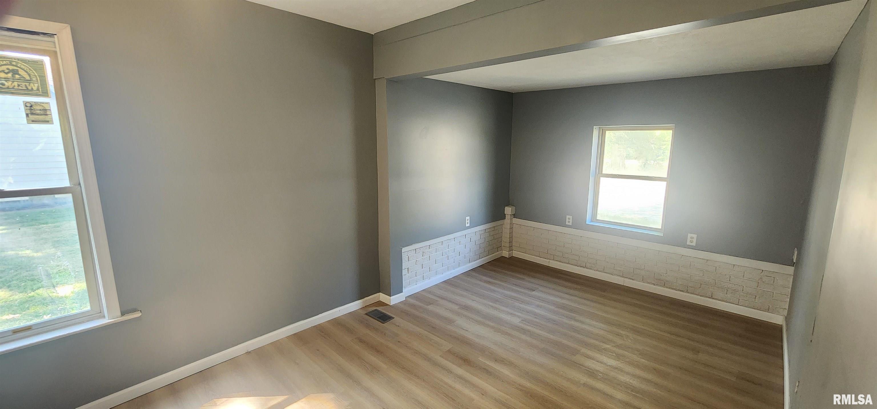 1710 East Carpenter Street Springfield, IL 62702 - Photo 8 of 25
