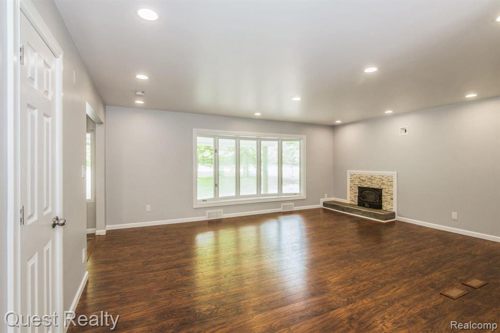 5725 North Hadley Road Goodrich, MI 48438 - Photo 12 of 36 Gallery Image 12