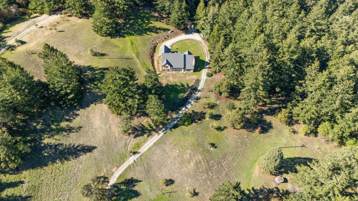 24595 Skyland Road Los Gatos, CA 95033 - Photo 10 of 68 a view of a garden